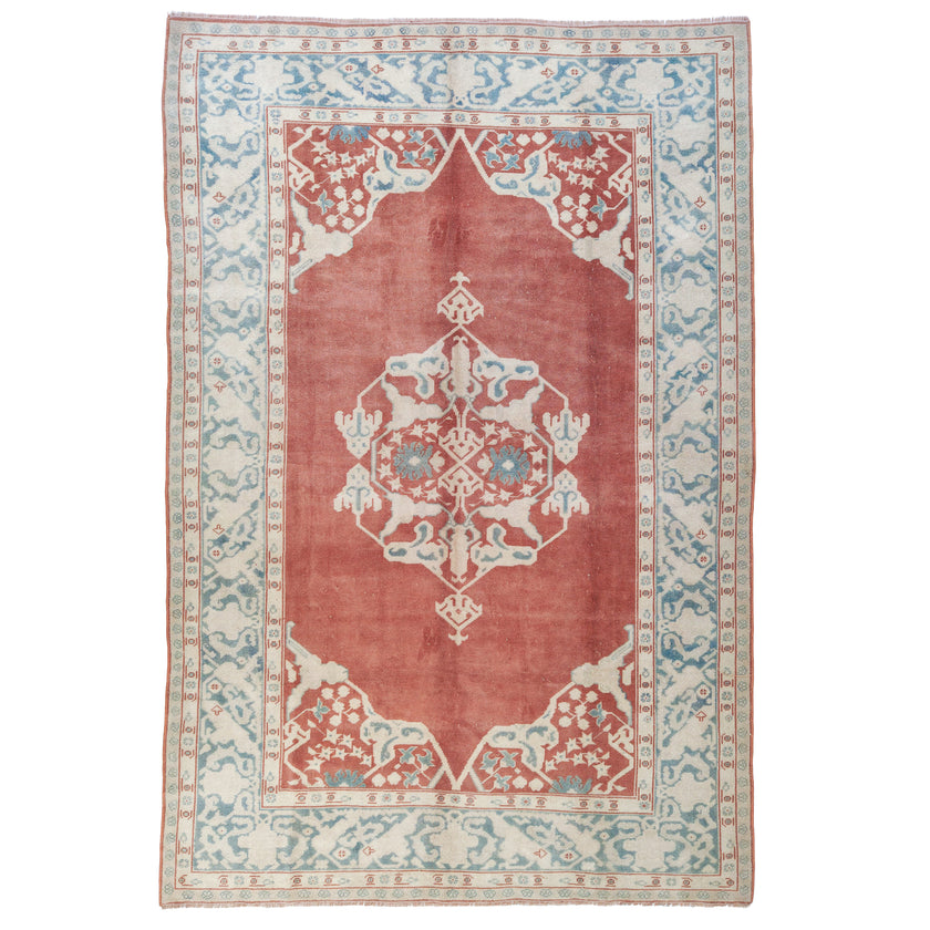 4653 Handwoven Vintage Rug 6’5 x 9’8