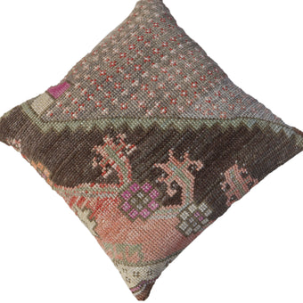 505 Rug Pillow 20x20