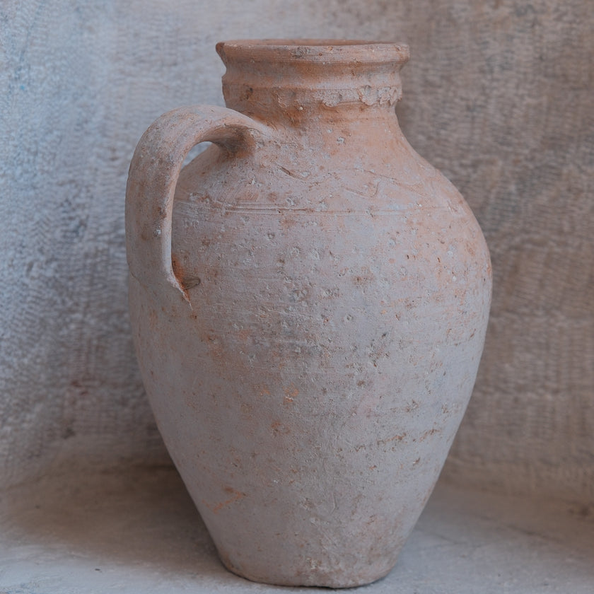 Olive Jar 518 (13x29)