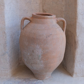 Olive Jar 534 (22x47)