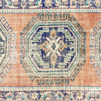 56903 Handwoven Vintage Rug 3’9 x 11