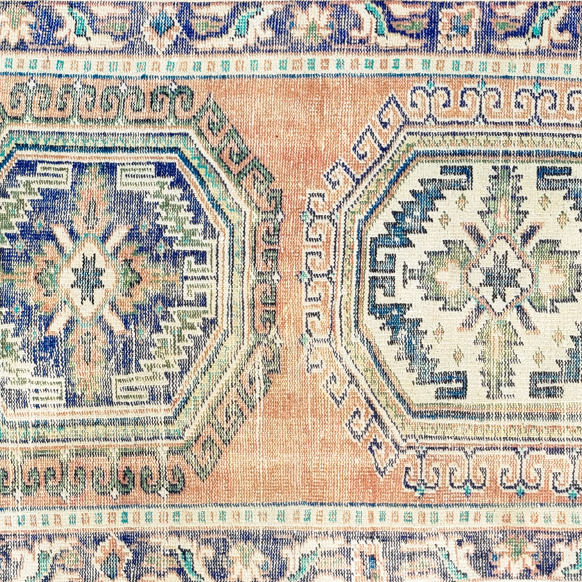 56903 Handwoven Vintage Rug 3’9 x 11