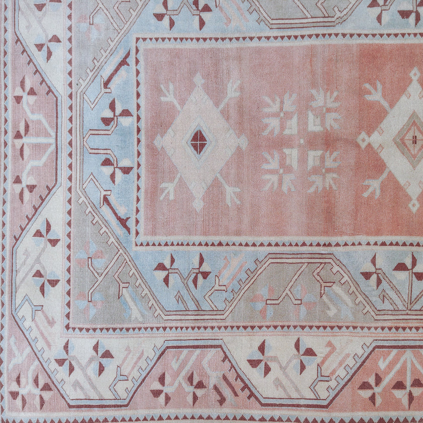 6039 Handwoven Vintage Rug 6'3 x 9'7