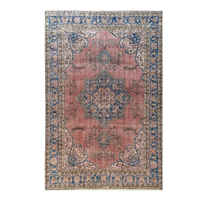 6044 Handwoven Vintage Rug 6'11 x 10'6