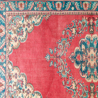 6102 Handwoven Vintage Rug 6'4 x 9'7