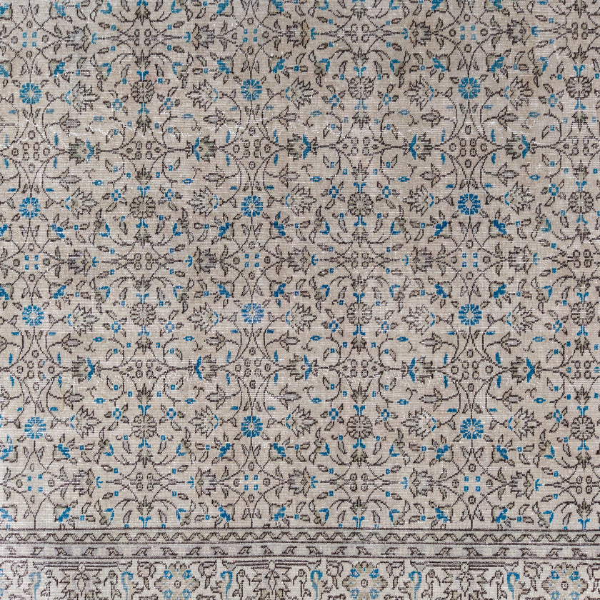 6131 Handwoven Vintage Rug 6'4 x 10