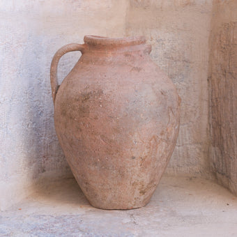 Olive Jar 621 (15x34)