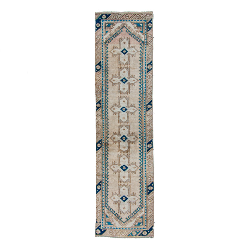 6307 Handwoven Vintage Rug 2'4x9