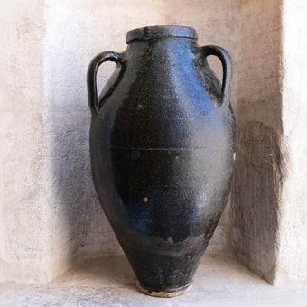 Olive Jar 650 (23x42)