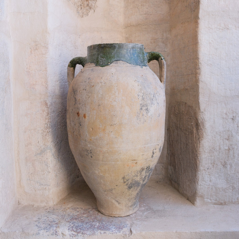 Olive Jar 661 (24x45)