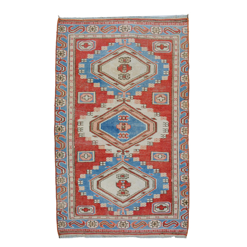 6799 Handwoven Vintage Rug 2'9x4'5