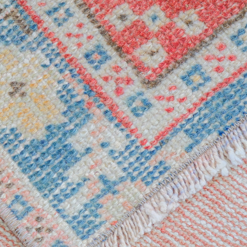 6916 Handwoven Vintage Rug 3x11’4