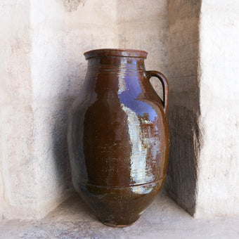 Olive Jar 691 (22x45)