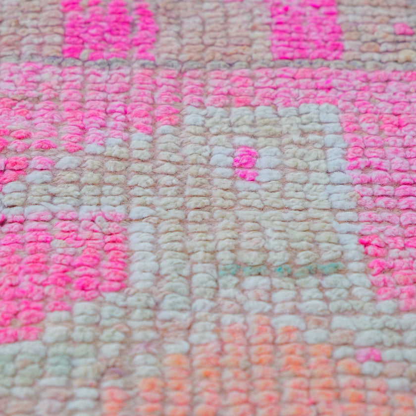 6922 Handwoven Vintage Rug 3'2x11'2