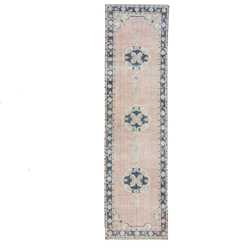 6963 Handwoven Vintage Rug 3’2x11’6
