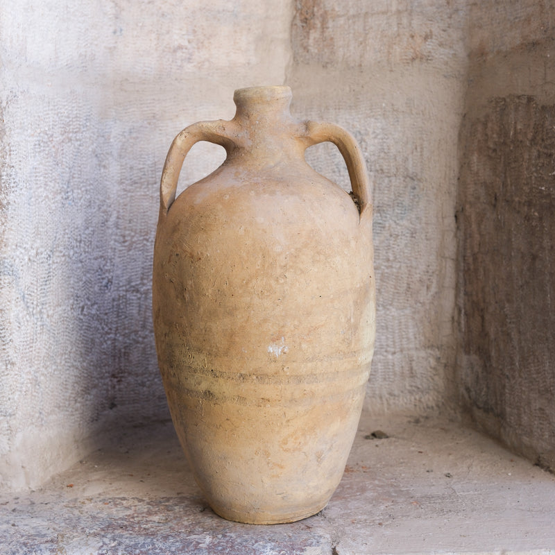 Olive Jar 699 (16x27)