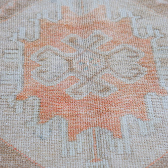 6992 Handwoven Vintage Rug 4'11x9'4