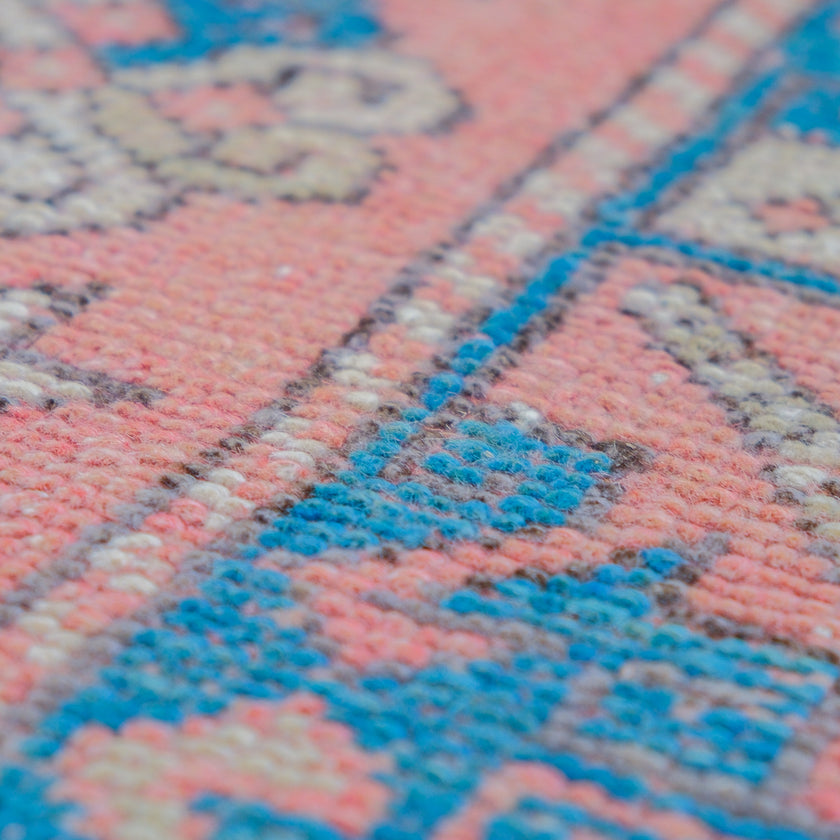 7045 Handwoven Vintage Rug 3'9x5'9