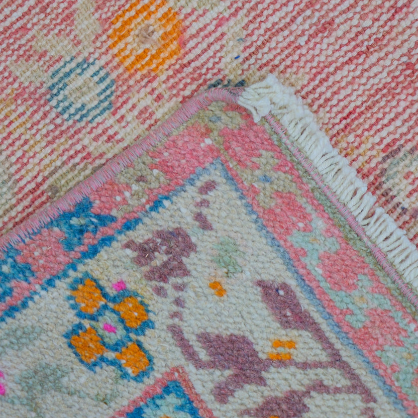 7081 Handwoven Vintage Rug 3x6'7
