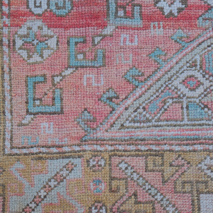 7165 Handwoven Vintage Rug 4'2x5'9