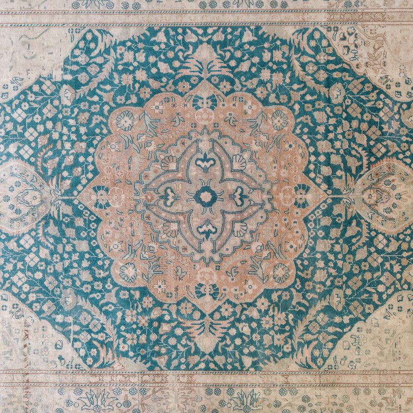 7170 Handwoven Vintage Rug 5'11 x 9