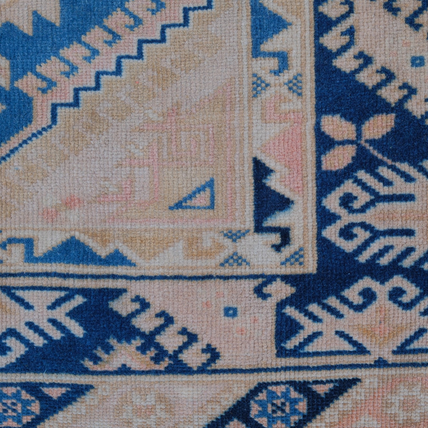 7191 Handwoven Vintage Rug 3'9x5'8