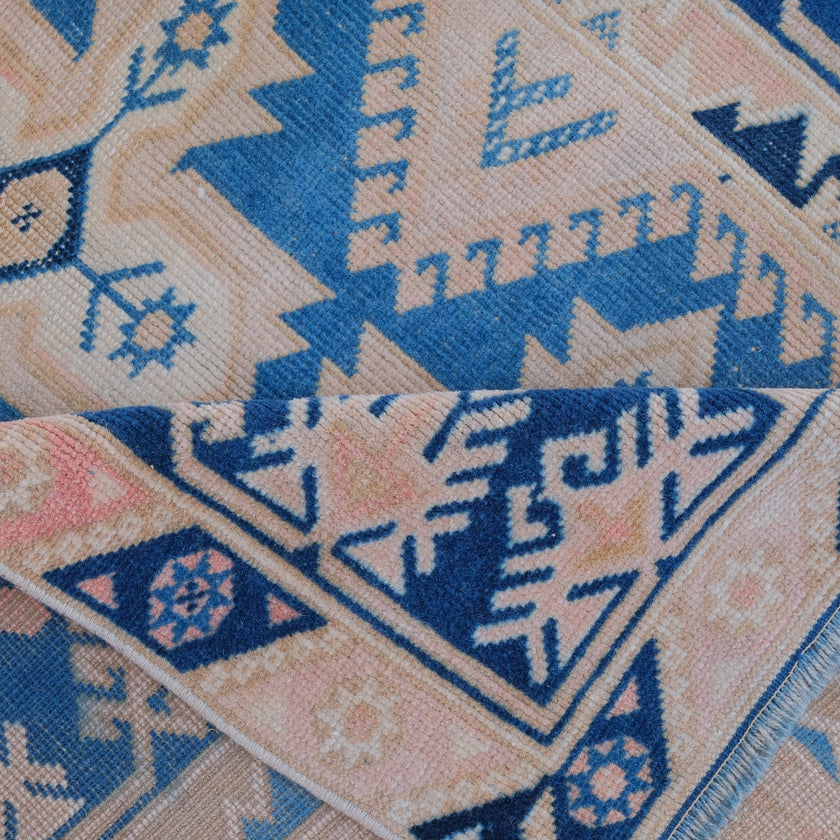 7191 Handwoven Vintage Rug 3'9x5'8