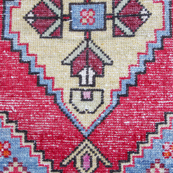 7219 Handwoven Vintage Rug 1'7x2'11