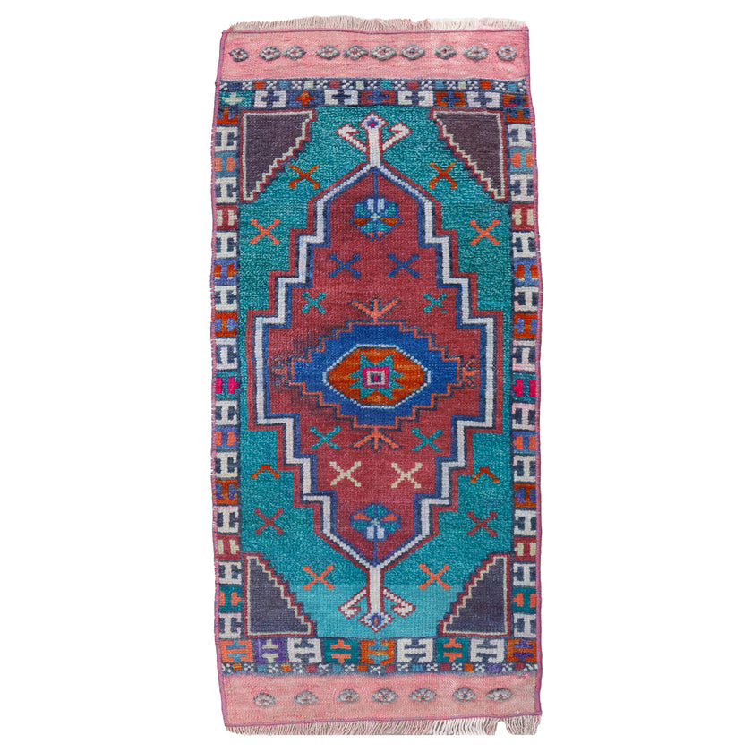 7216 Handwoven Vintage Rug 1’6x3'2