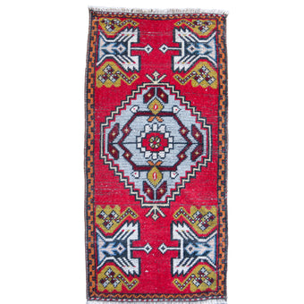 7227 Handwoven Vintage Rug 1'8x3'4