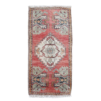 7230 Handwoven Vintage Rug 1'5x2'1