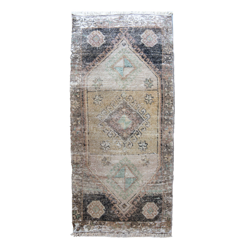 7251 Handwoven Vintage Rug 1'11x4