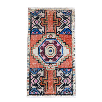 7261 Handwoven Vintage Rug 1'7x2'1