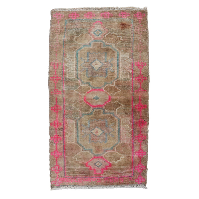 7355 Handwoven Vintage Rug 1’10x3'3