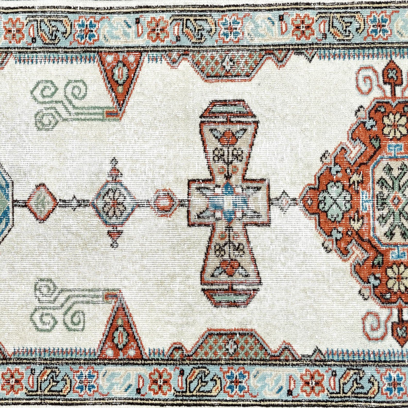 7380 Handwoven Vintage Rug 2'9 x 11’4