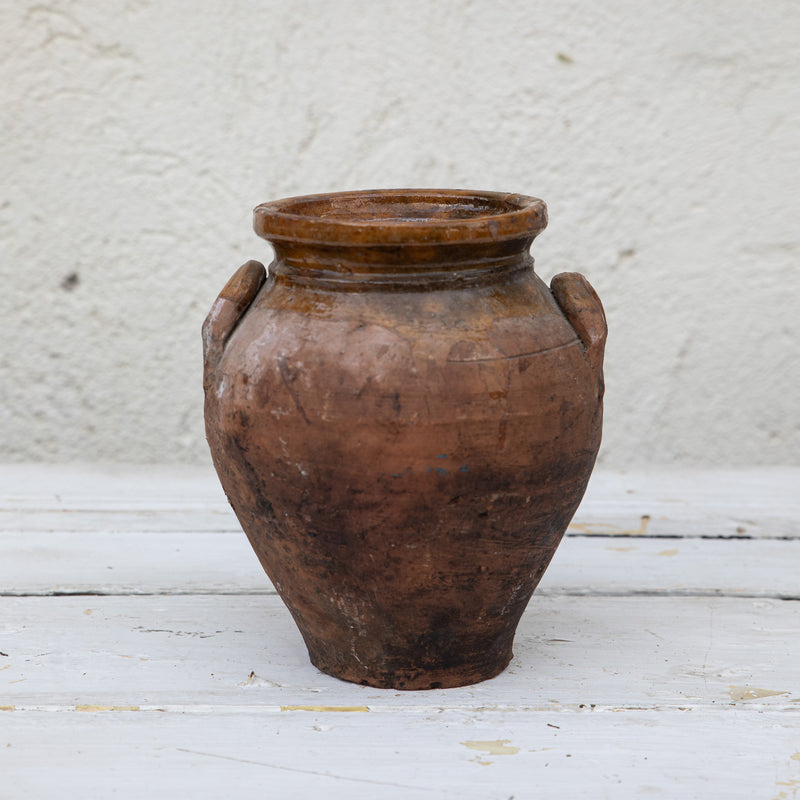 Olive Jar 814 (9x25)