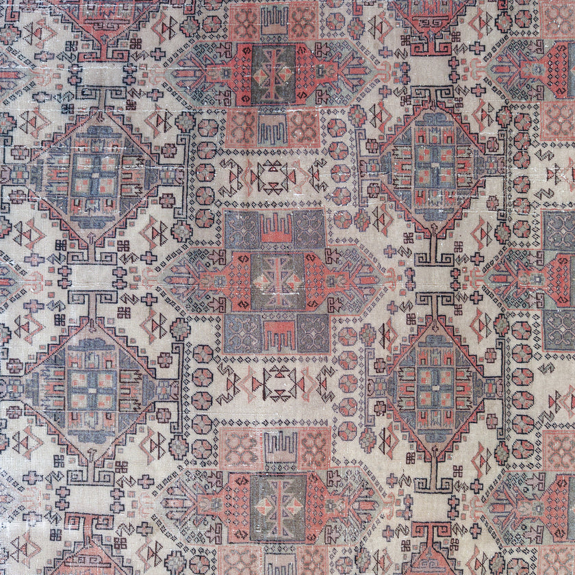 873 Handwoven Vintage Rug 6 x 8’8