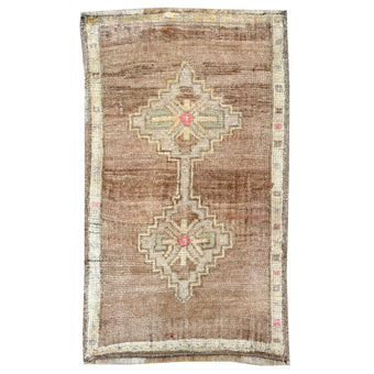 ER20 Handwoven Vintage Rug 1'8x2'11