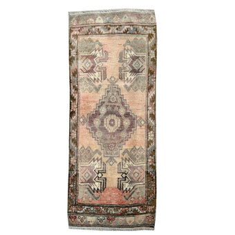 ER22 Handwoven Vintage Rug 1'6x3'8