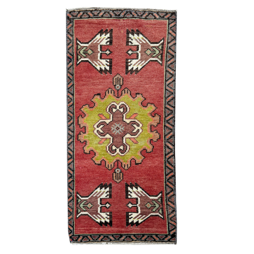 ER27 Handwoven Vintage Rug 1'7x3'5