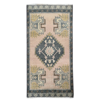 ER29 Handwoven Vintage Rug 1'8x3'4