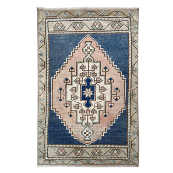 ER49 Handwoven Vintage Rug 1'9x2'8