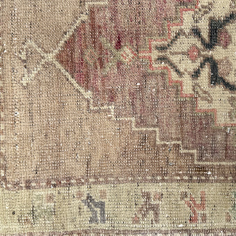 ER50 Handwoven Vintage Rug 1'10x3'1