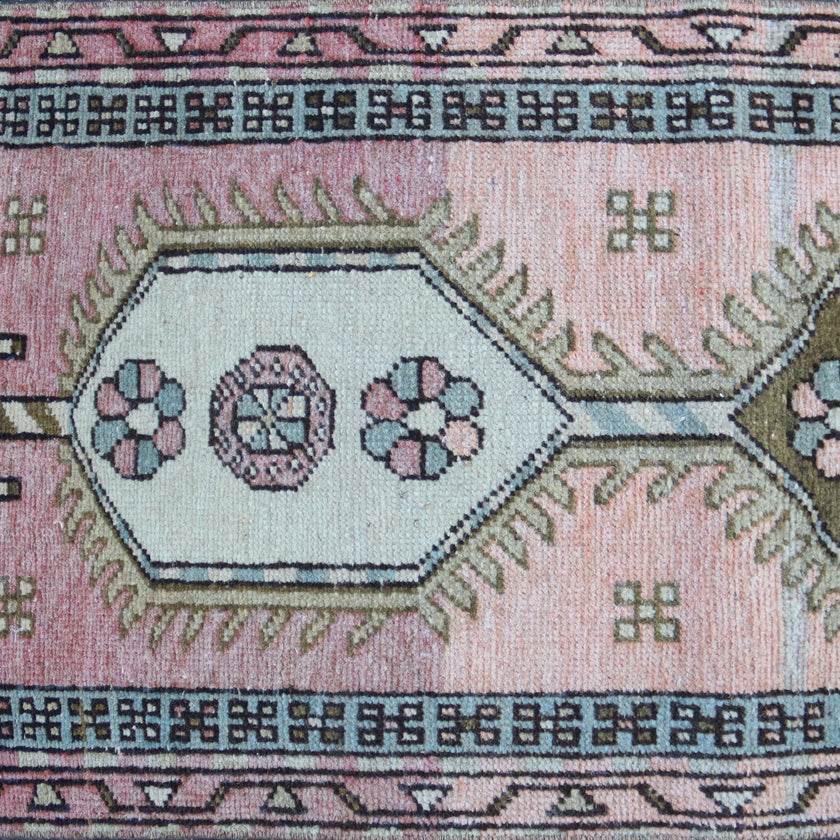 MA29 Handwoven Vintage Rug 2’1x10'7