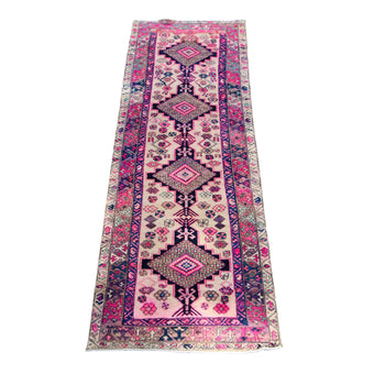 MA33 Handwoven Vintage Rug 3’2x10’7