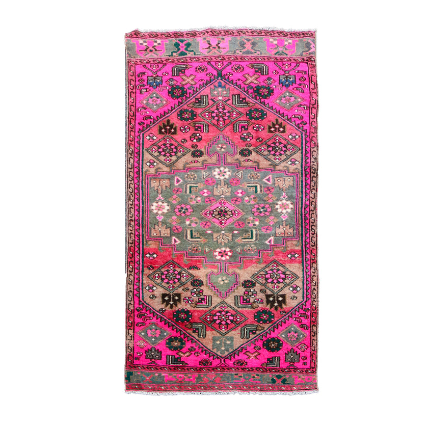 MA37 Handwoven Vintage Rug 3x6’11