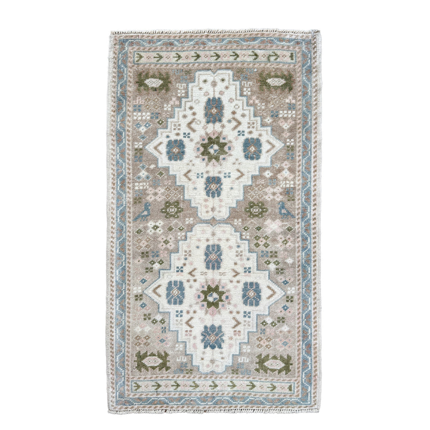 MB105 Handwoven Vintage Rug 1’9x3'1