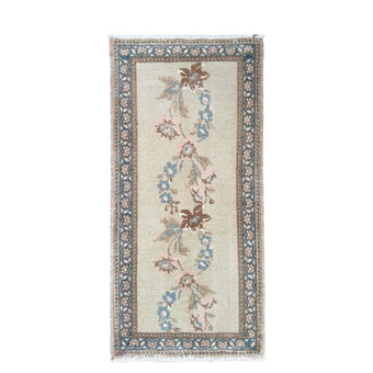 MB111 Handwoven Vintage Rug 1’9x3’8