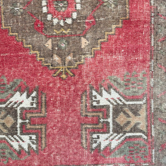 MB139 Handwoven Vintage Rug 1’8x3'3