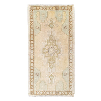 MB200 Handwoven Vintage Rug 1’9x3’6